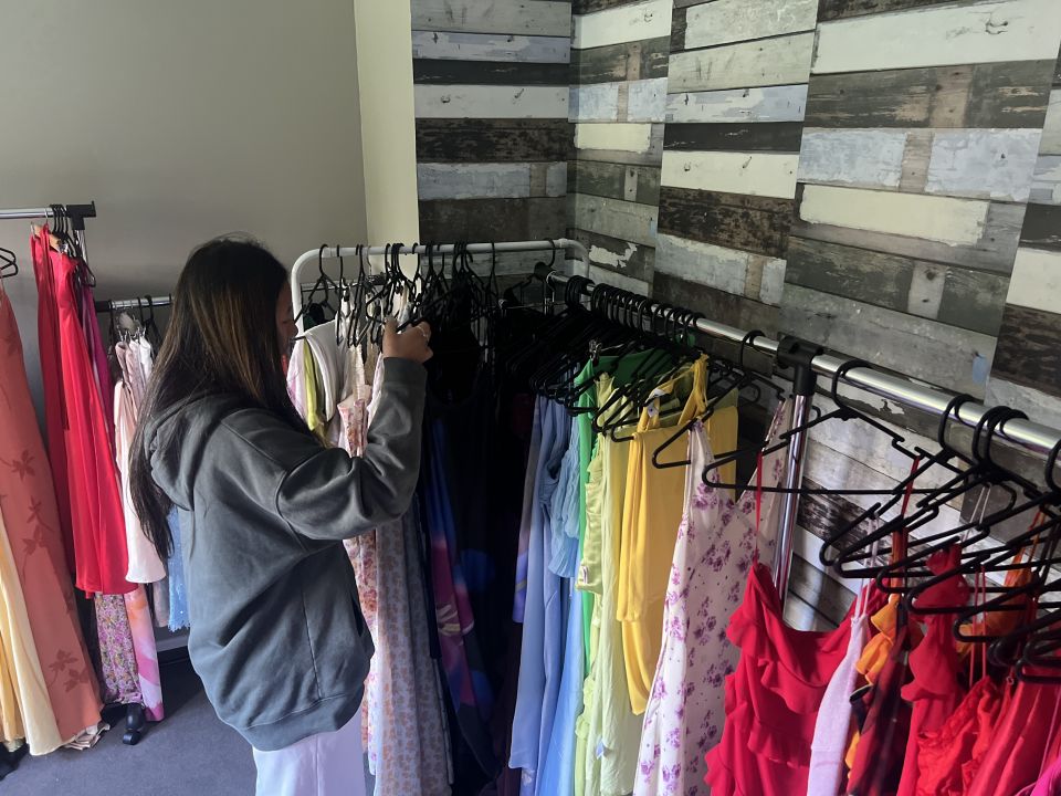Renting clothes: trendy eco-friendly choice or costly wardrobe malfunction waiting to happen?