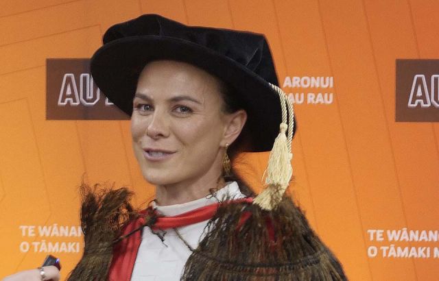 BREAKING: Dame Lisa Carrington receives honorary doctorate 
