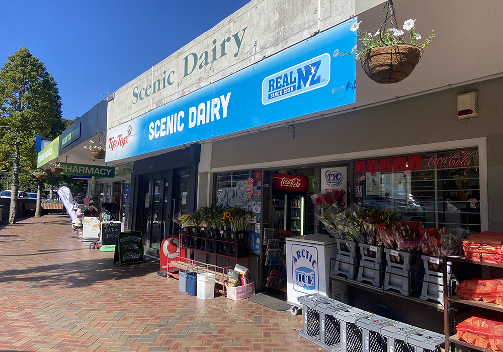 Titirangi's Scenic Dairy